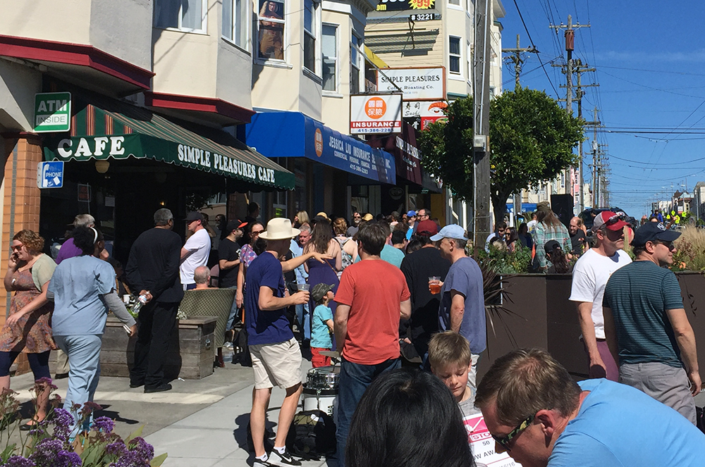 The parklet outside Simple Pleasures Cafe was packed during the festival
