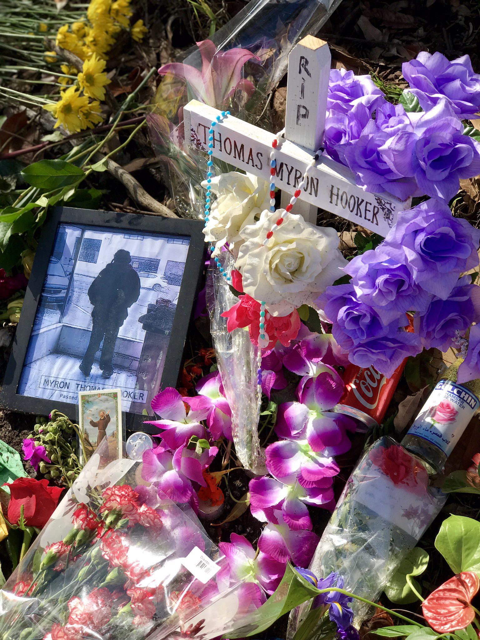 A memorial for Thomas at the corner of Funston and Clement. Photo by @SG